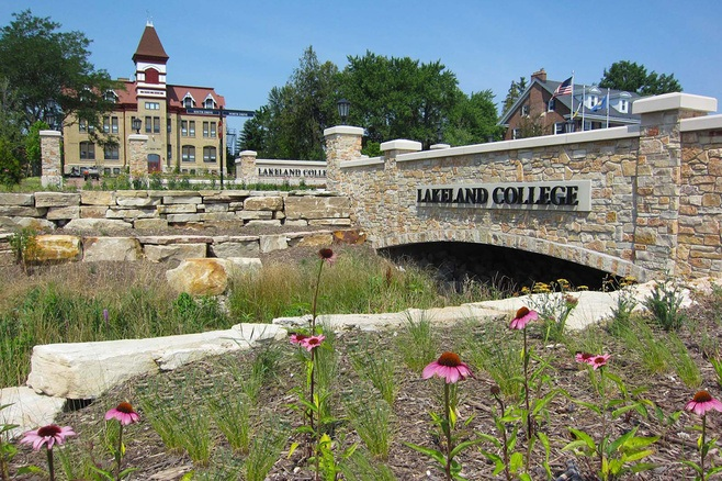 Lakeland College